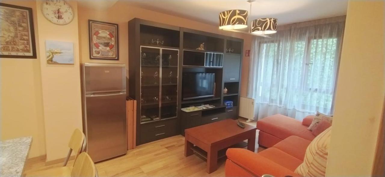 El Cambaral Del Puerto Apartment Luarca Ngoại thất bức ảnh
