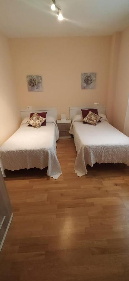 El Cambaral Del Puerto Apartment Luarca Ngoại thất bức ảnh