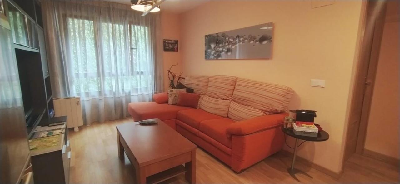El Cambaral Del Puerto Apartment Luarca Ngoại thất bức ảnh