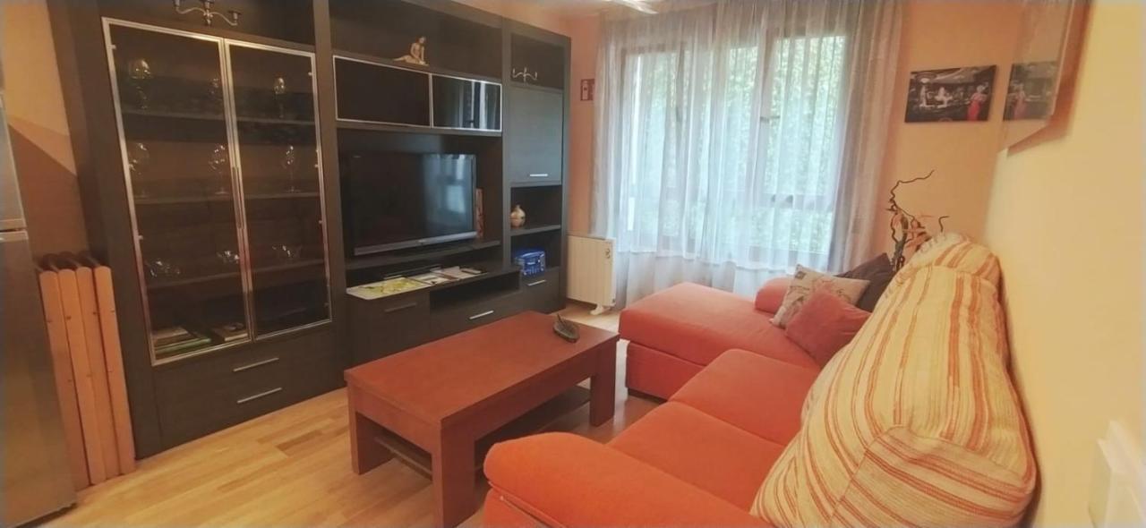 El Cambaral Del Puerto Apartment Luarca Ngoại thất bức ảnh