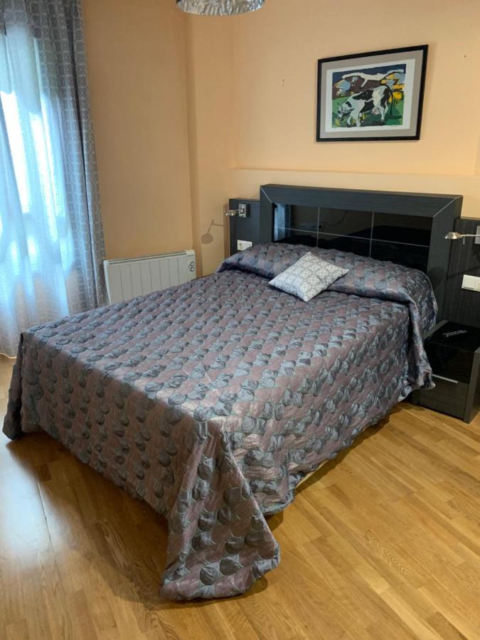 El Cambaral Del Puerto Apartment Luarca Ngoại thất bức ảnh